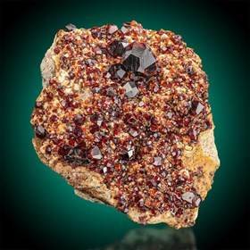 Spessartine-Wushan Spessartine Mine | Tongbei | Yunxiao Co. | Zhangzhou | Fujian | China